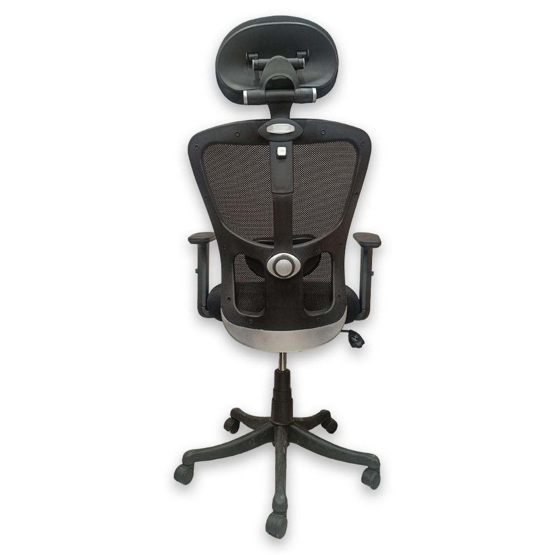 Black office chair 
